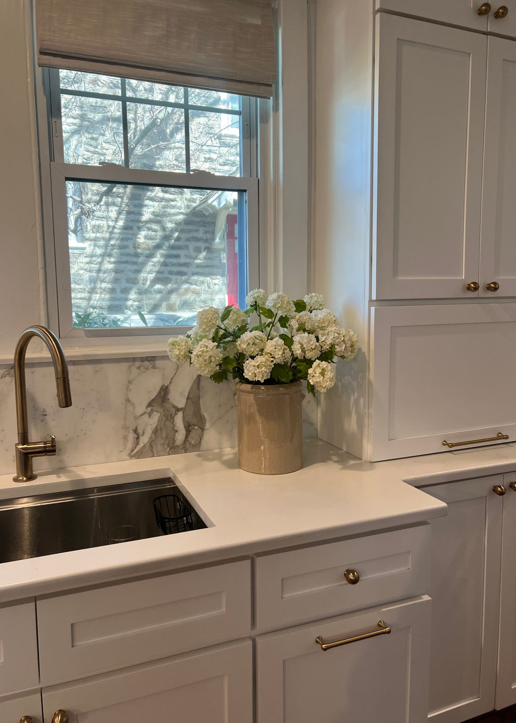 Fake Snowball Flower Bundle in White - 31"