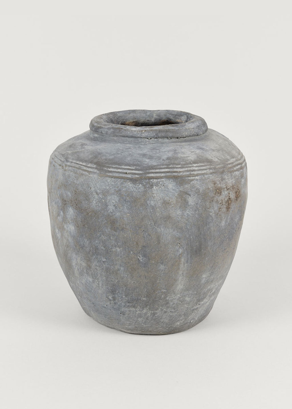 Distressed Rustic Concrete Vase - 12"